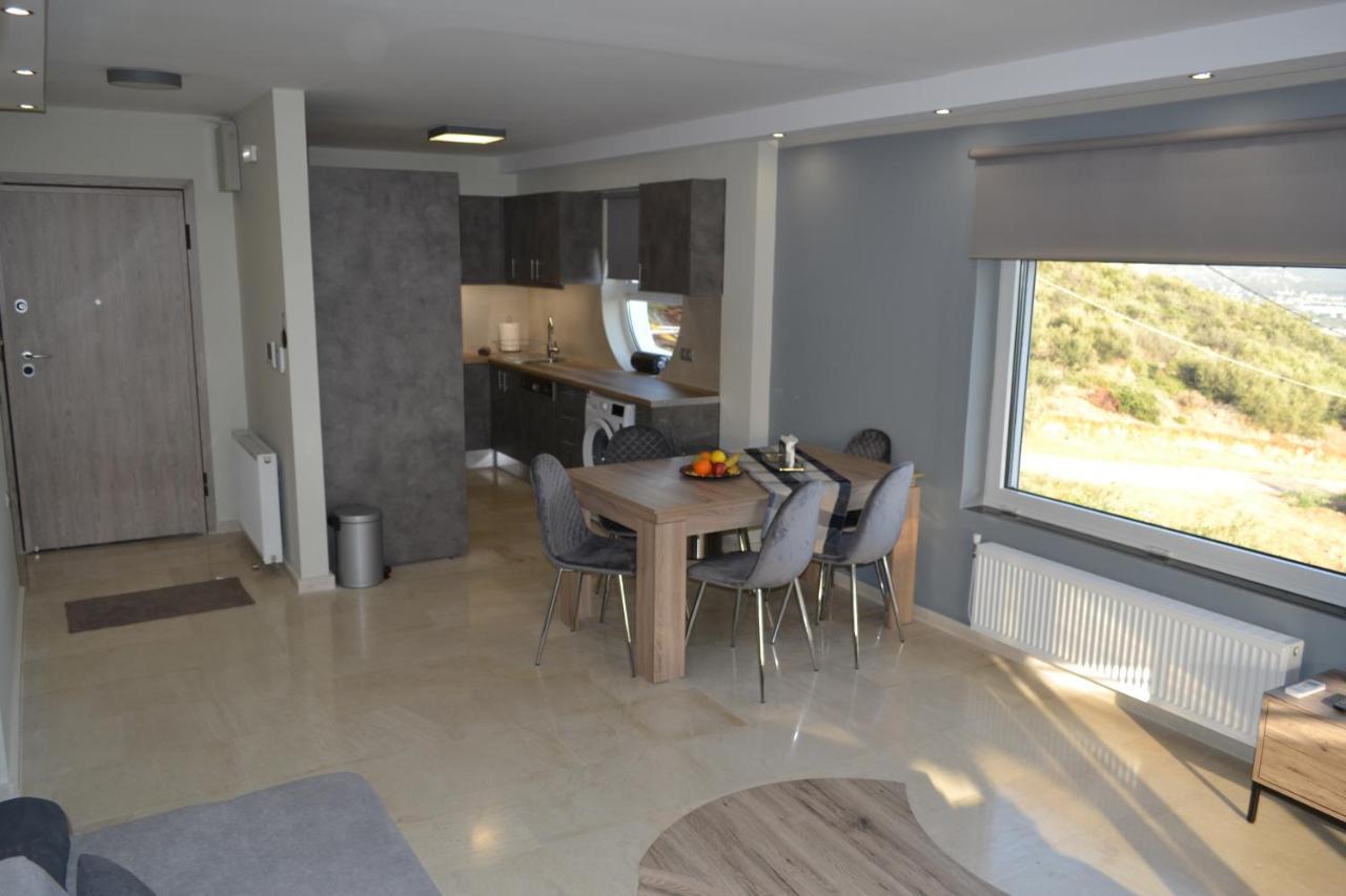 "Stergiou Luxury Apartments" Με Κοινη Πισινα Saronida Экстерьер фото