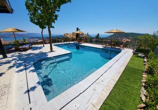 "Stergiou Luxury Apartments" Με Κοινη Πισινα Saronida Экстерьер фото